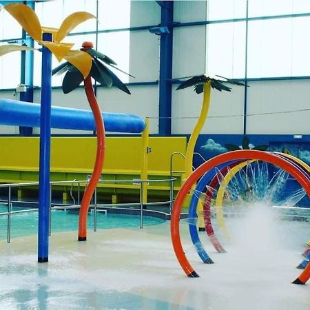 チャペル・セント・レオナルズPalm Grove 48アパートメント エクステリア 写真